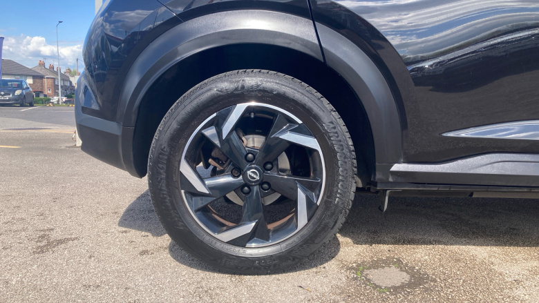 Nissan Juke 1.6 Hybrid N-Connecta 5dr Auto Hybrid Hatchback
